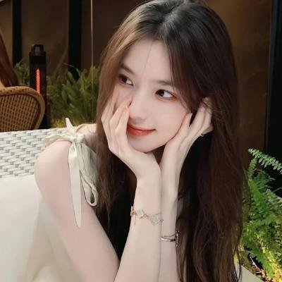 昂首挺胸